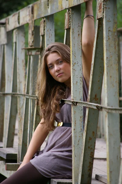 Girl on the bridge — Stock Photo, Image