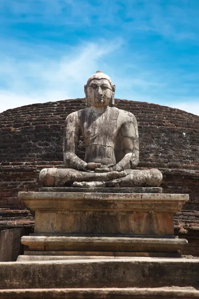 Αρχαία κάθεται εικόνα του Βούδα — Φωτογραφία Αρχείου