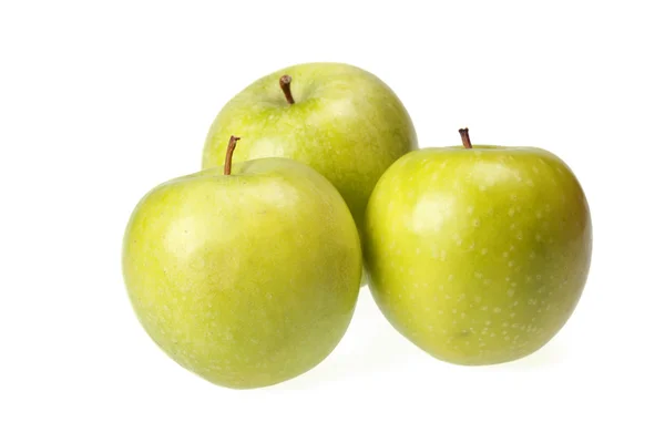 Tre gröna äpplen isolerad på vit — Stockfoto