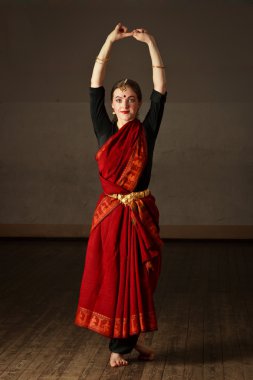 bharat natyam dans üs