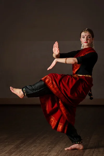 Esponente della danza di Bharat Natyam — Foto Stock
