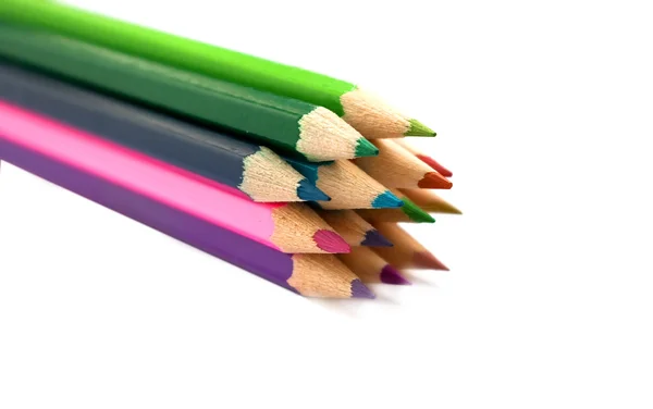 Crayons multicolores, isolés sur le wh — Photo