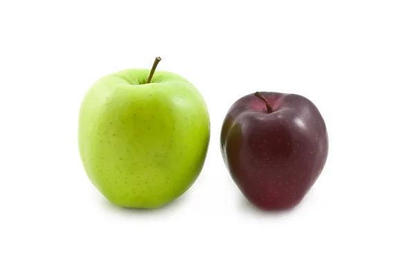 Två äpplen isolerade — Stockfoto