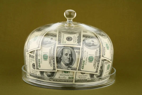 Dinero y vidrio de campana —  Fotos de Stock