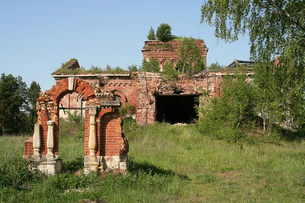 Iglesia antigua en Rusia —  Fotos de Stock