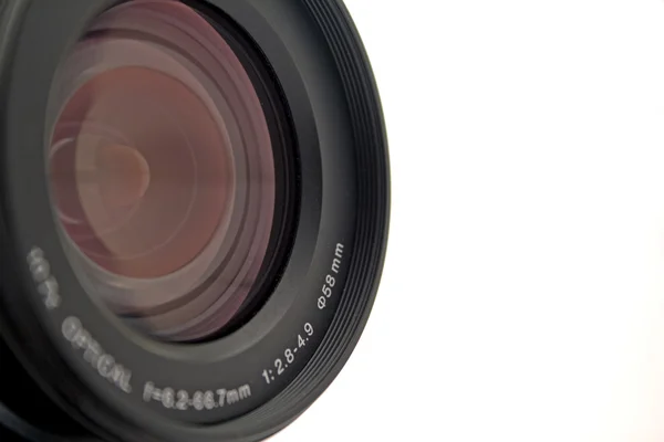 Objetivo de una cámara digital sobre un blanco —  Fotos de Stock