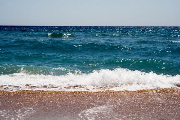 Wellen an der Küste des Schwarzen Meeres — Stockfoto