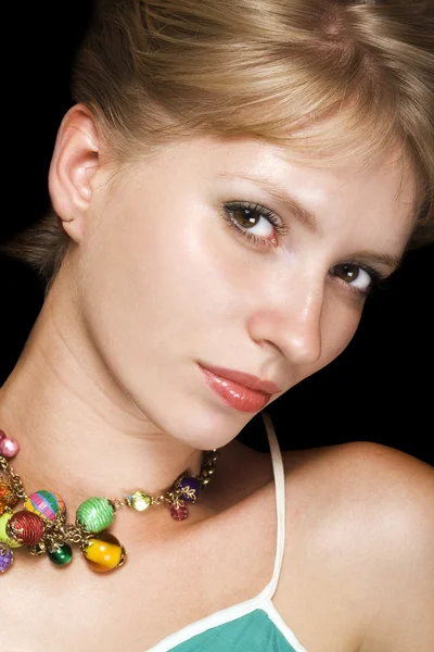 Portrét blondýna mladá kráska. ISO — Stock fotografie