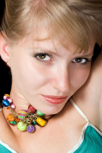 Portrét blondýna mladá kráska. ISO — Stock fotografie
