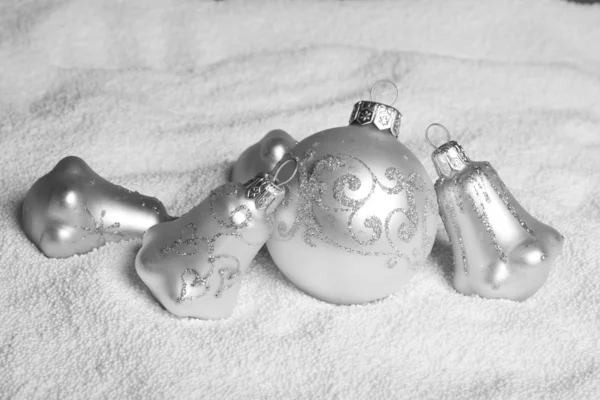 Balls for the Christmas tree on snow — Stock Photo, Image
