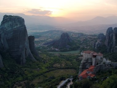meteora peyzaj