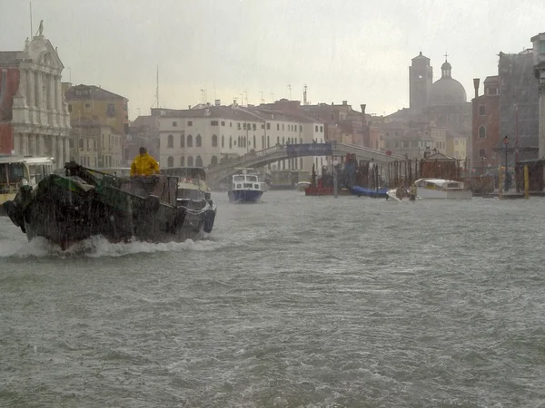 Boats at cloudy Venice — Stock Photo, Image