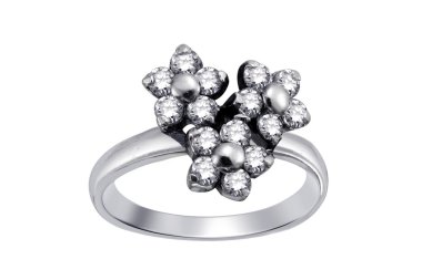 anillo con piedras preciosas aisladas