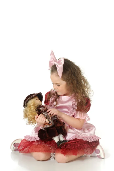 A menina com boneca — Fotografia de Stock