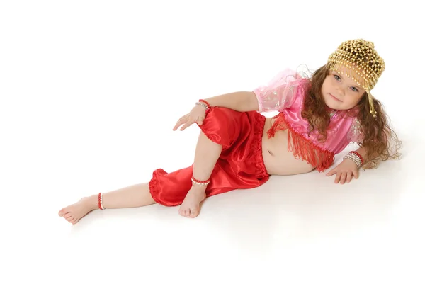 Маленькая девочка в платье принца — стоковое фото