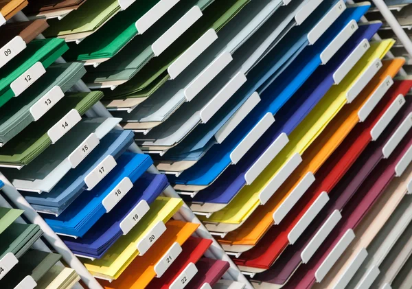 Набор цветных бумаг — стоковое фото