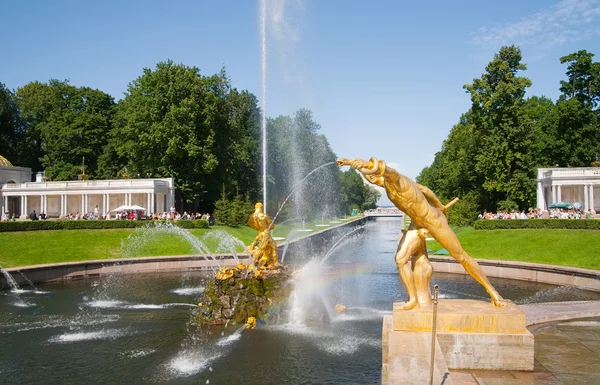 Fountains of Petergof, Saint Petersburg, — Stock Photo, Image