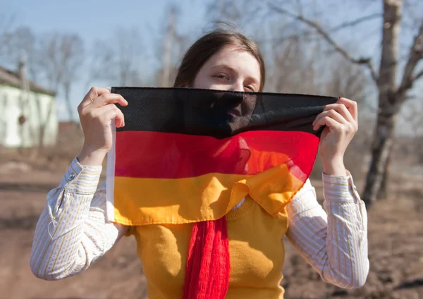 Menina com bandeira da Alemanha — Fotografia de Stock