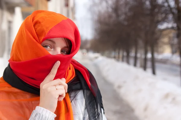Girl in red purdah — Stock Photo, Image