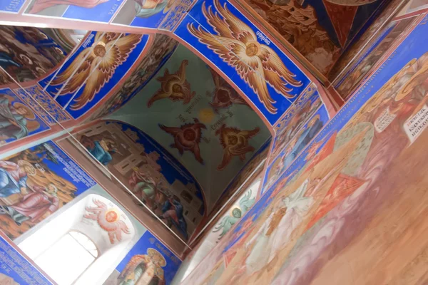 Frescos em igreja ortodoxa russa — Fotografia de Stock