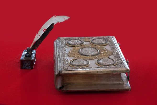 Винтажная книга XV века — стоковое фото
