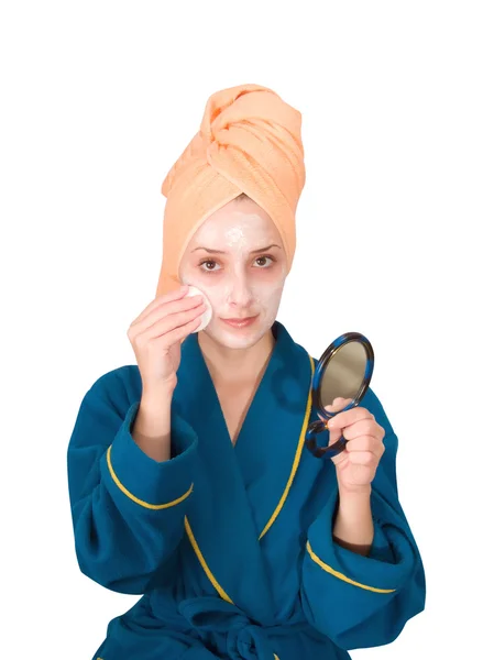 Młoda dziewczyna, Dokonywanie maski kosmetyczne — Zdjęcie stockowe