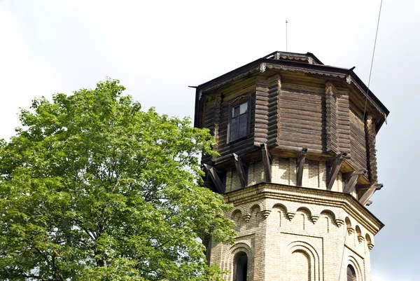 Старовинна Водонапірна башта — стокове фото