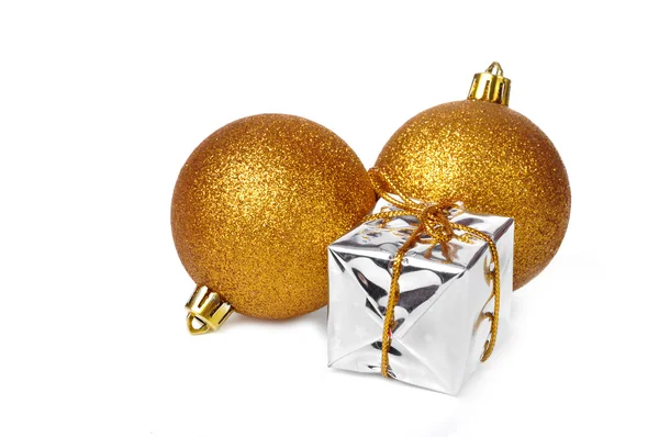 Xmas balls and gift box — Stock Photo, Image