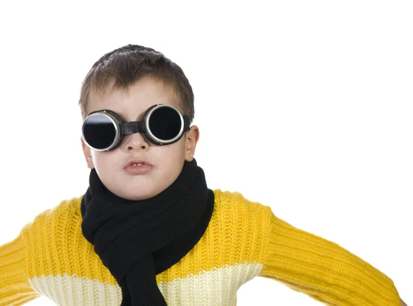 Niño pequeño en gafas oscuras —  Fotos de Stock