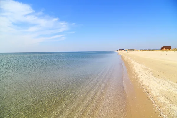 Complete calm sea and the beach — Stock Photo, Image
