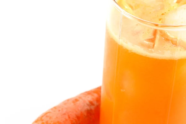 冰鲜的胡萝卜汁 — 图库照片