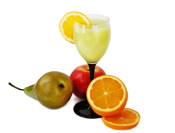 Сок, яблоко, груша и апельсин — стоковое фото