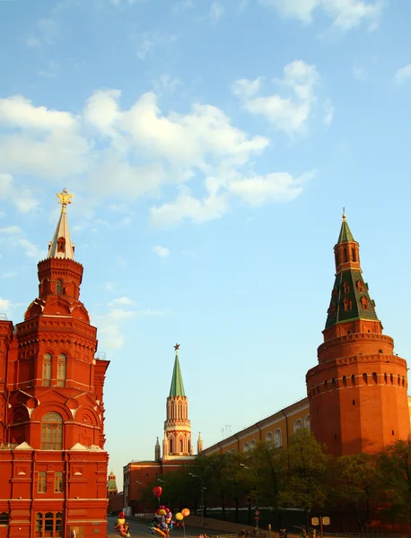 Torres del Kremlin en la Plaza Roja — Foto de Stock