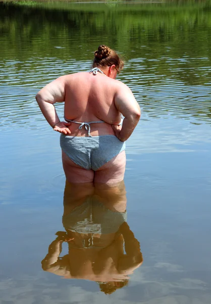 Надмірна вага жінка — стокове фото