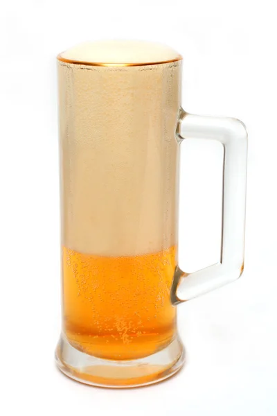 Mugg med öl — Stockfoto