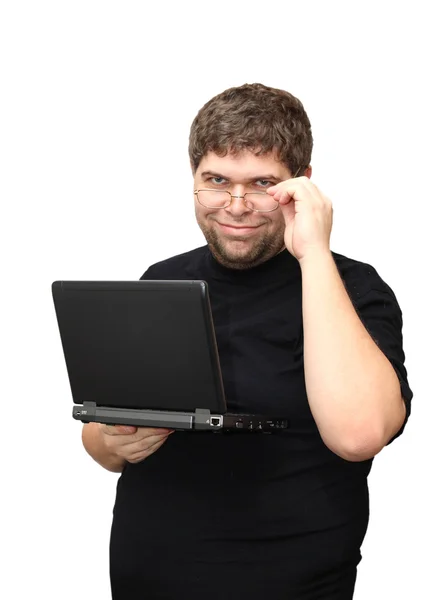 Чоловік стоїть з ноутбуком — стокове фото