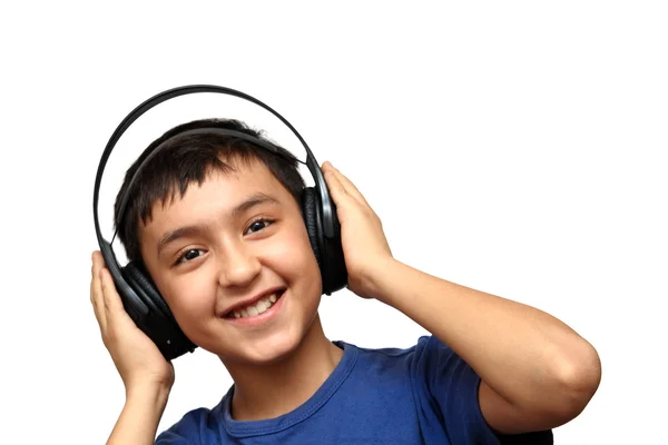 헤드폰으로 음악을 듣고 있는 소년 — 스톡 사진