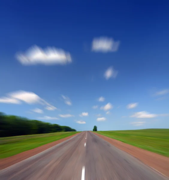 Hoge snelheid op weg onder hemel — Stockfoto