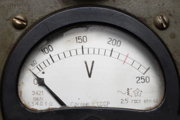 오래 된 전기 전압계 — 스톡 사진