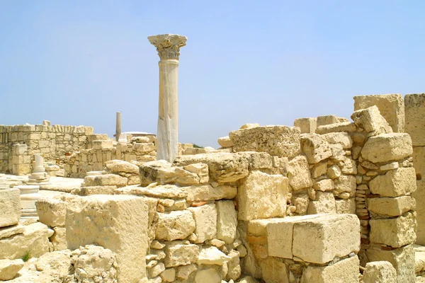 Руины древнего театра — стоковое фото
