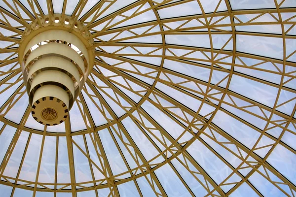 Círculo cúpula de vidrio — Foto de Stock
