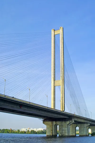 Südbrücke in Kyiw, Ukraine — Stockfoto