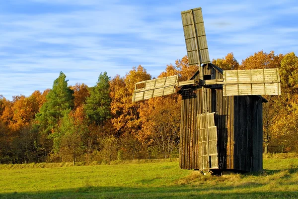 Alte Windmühle — Stockfoto
