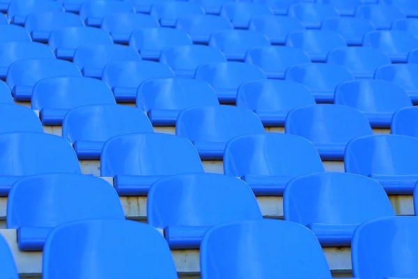 Blå tomma läktare säten — Stockfoto