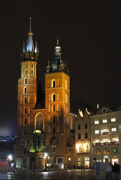 St. Mary's Basilica in Krakau — Stockfoto