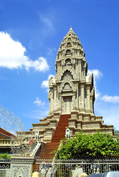 Кхмерский храм — стоковое фото