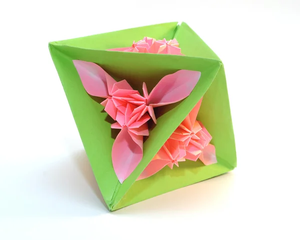 Origami "треугольник розовый цветок " — стоковое фото