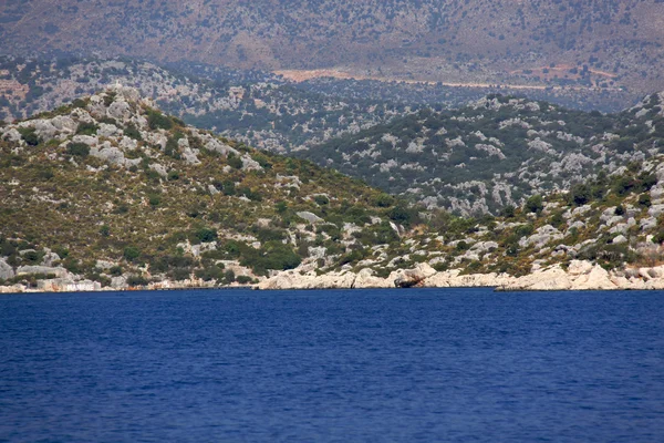 Mar e rochas na Turquia — Fotografia de Stock