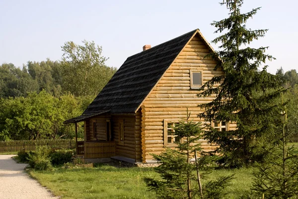Casa de madera —  Fotos de Stock