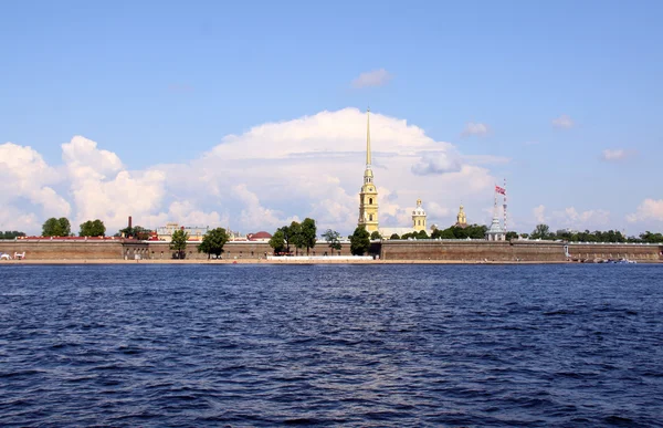 La Fortaleza de Pedro y Pablo, San Petersburgo, Ru — Foto de Stock